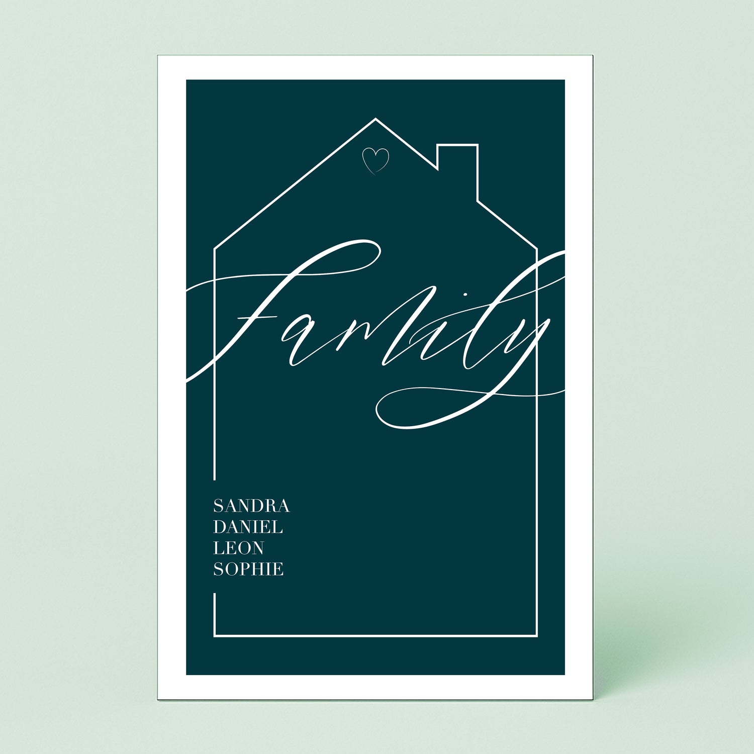 Unser Zuhause - Familienbild mit Haussilhouette